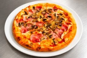 05 Prosciutto e Funghi